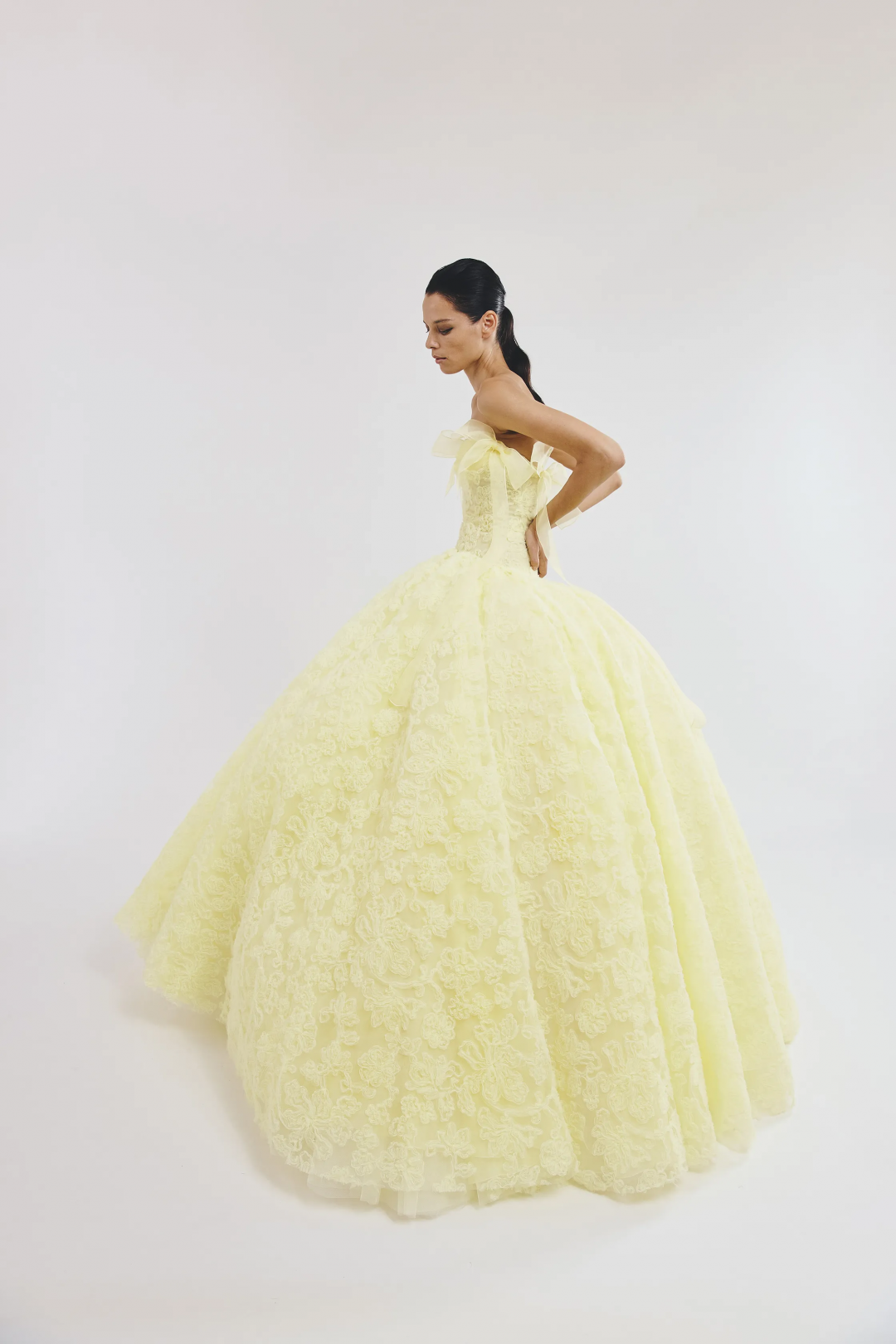 Giambattista Valli 2025-26 Sonbahar/Kış Haute Couture