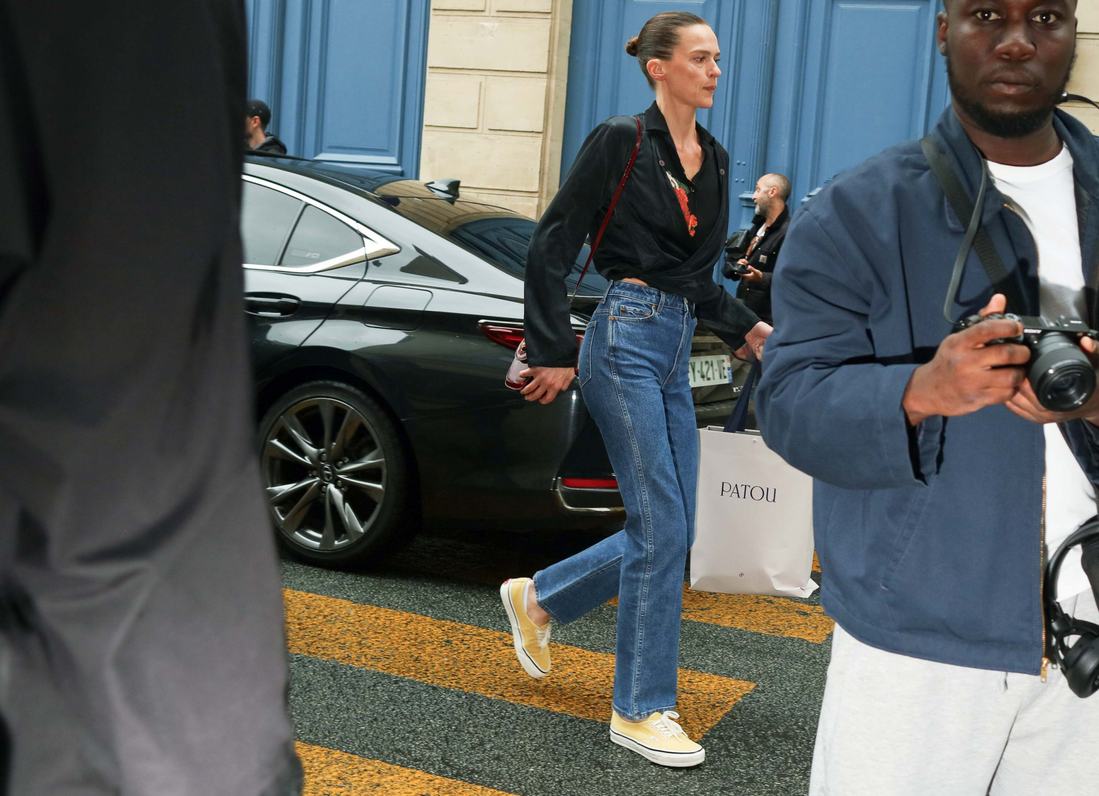 Sokak Stili: 2025-26 Sonbahar/Kış Paris Haute Couture Moda Haftası