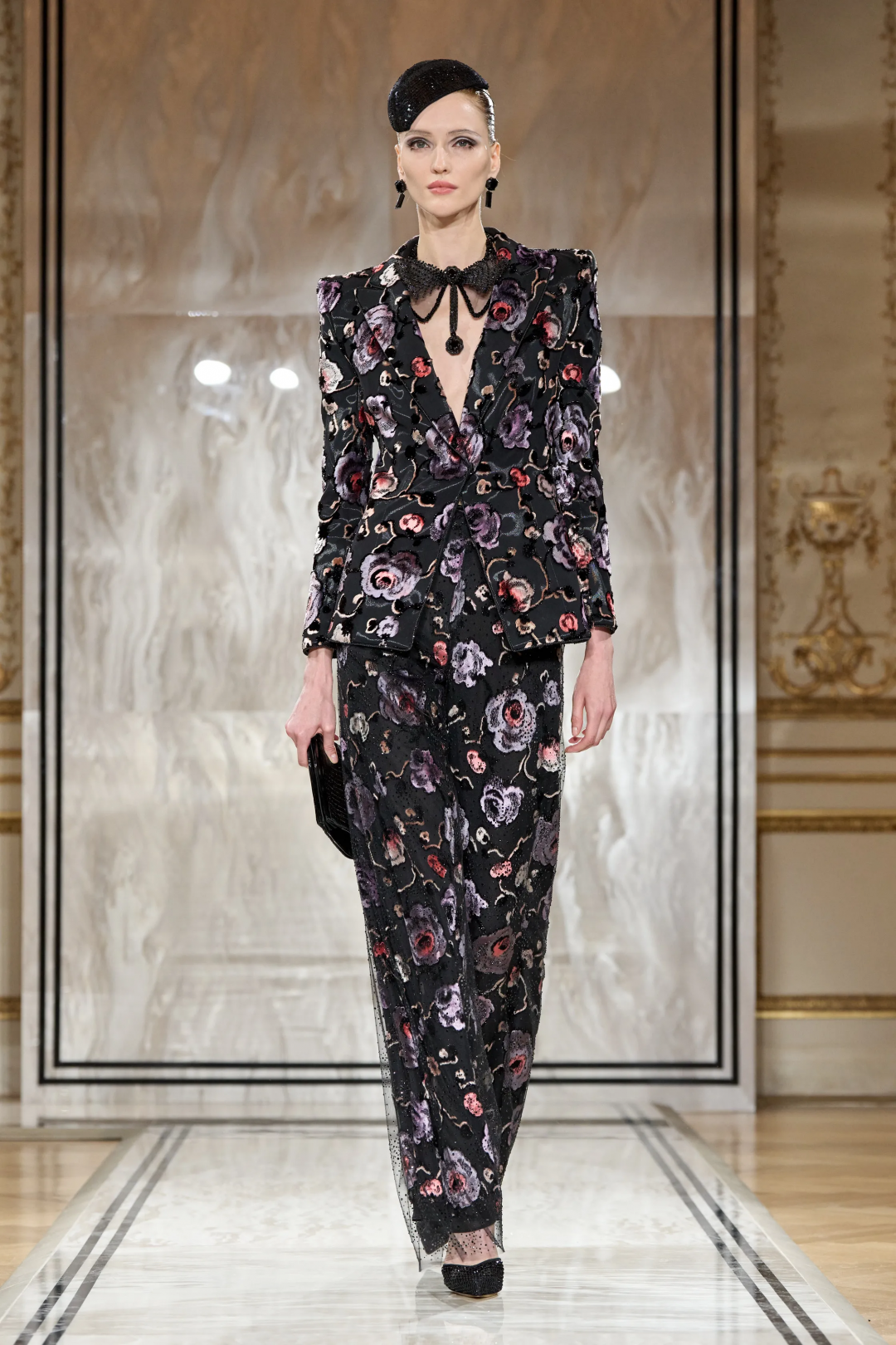 Armani Privé 2025-26 Sonbahar/Kış Haute Couture