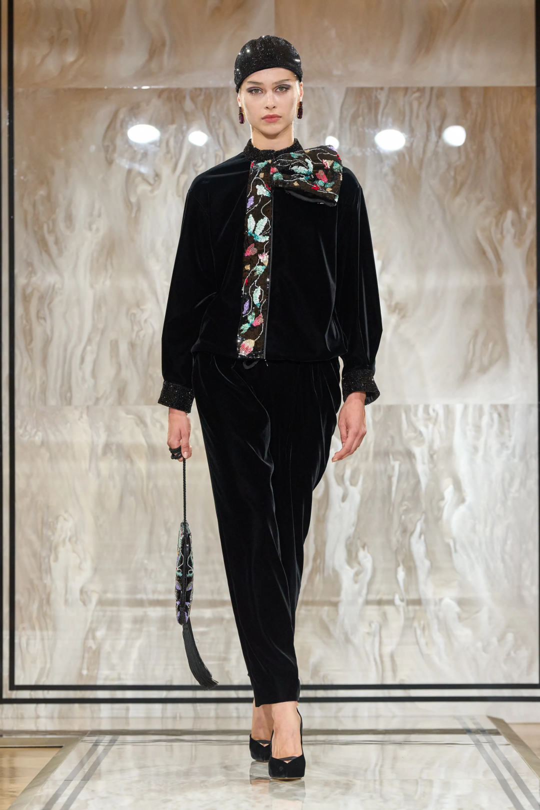 Armani Privé 2025-26 Sonbahar/Kış Haute Couture