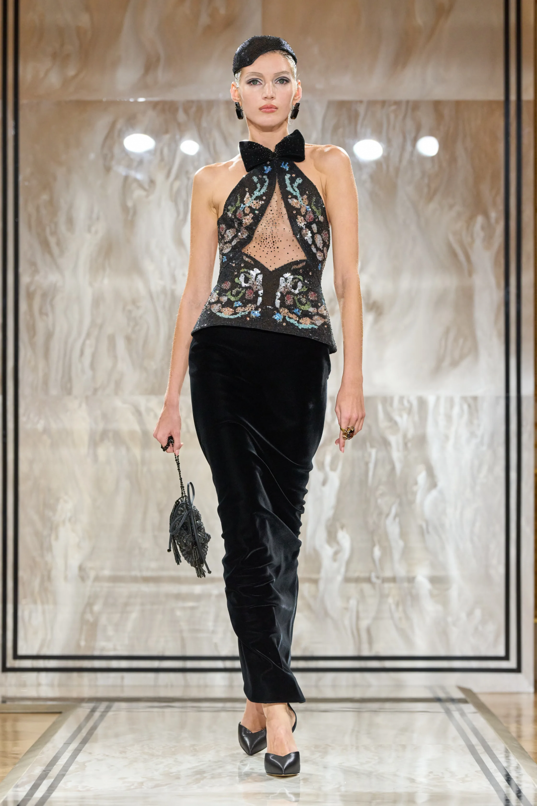 Armani Privé 2025-26 Sonbahar/Kış Haute Couture