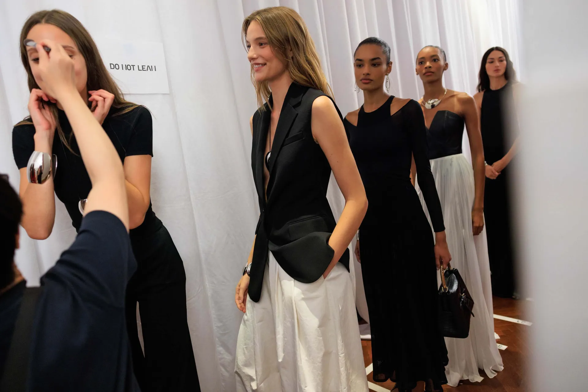 Backstage: 2026 İlkbahar/Yaz New York Moda Haftası