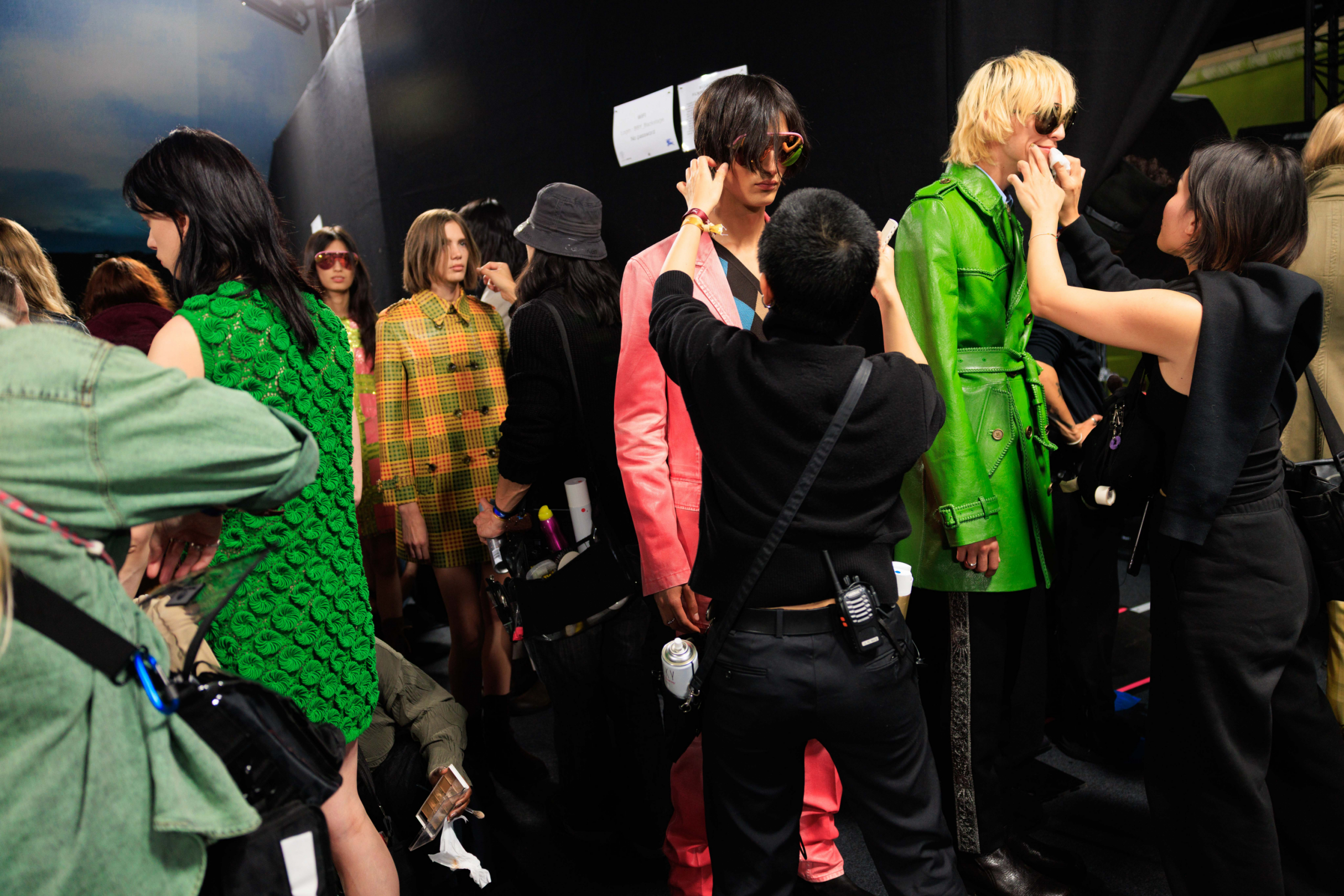 Backstage: 2026 İlkbahar/Yaz Londra Moda Haftası