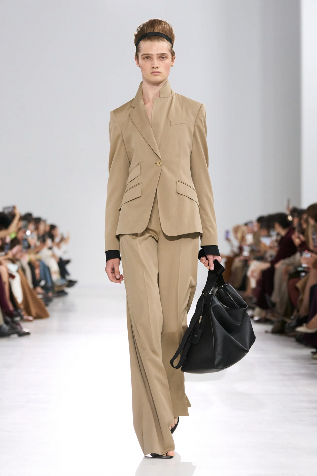 Max Mara 2026 İlkbahar/Yaz