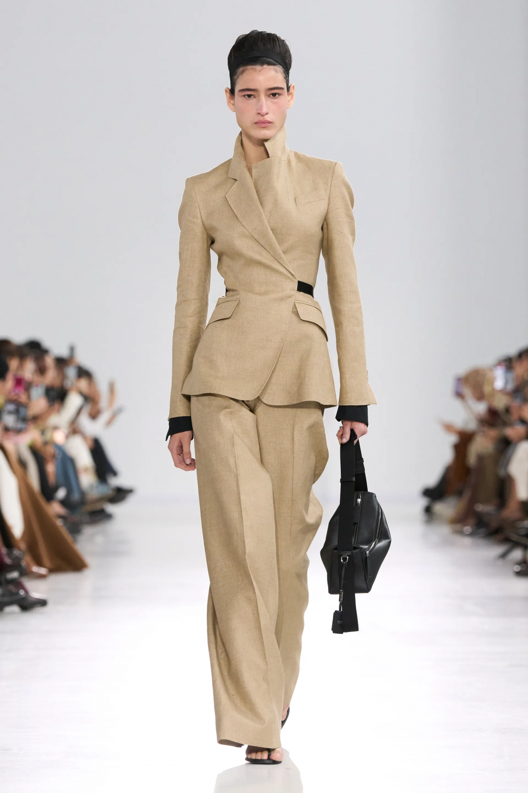 Max Mara 2026 İlkbahar/Yaz