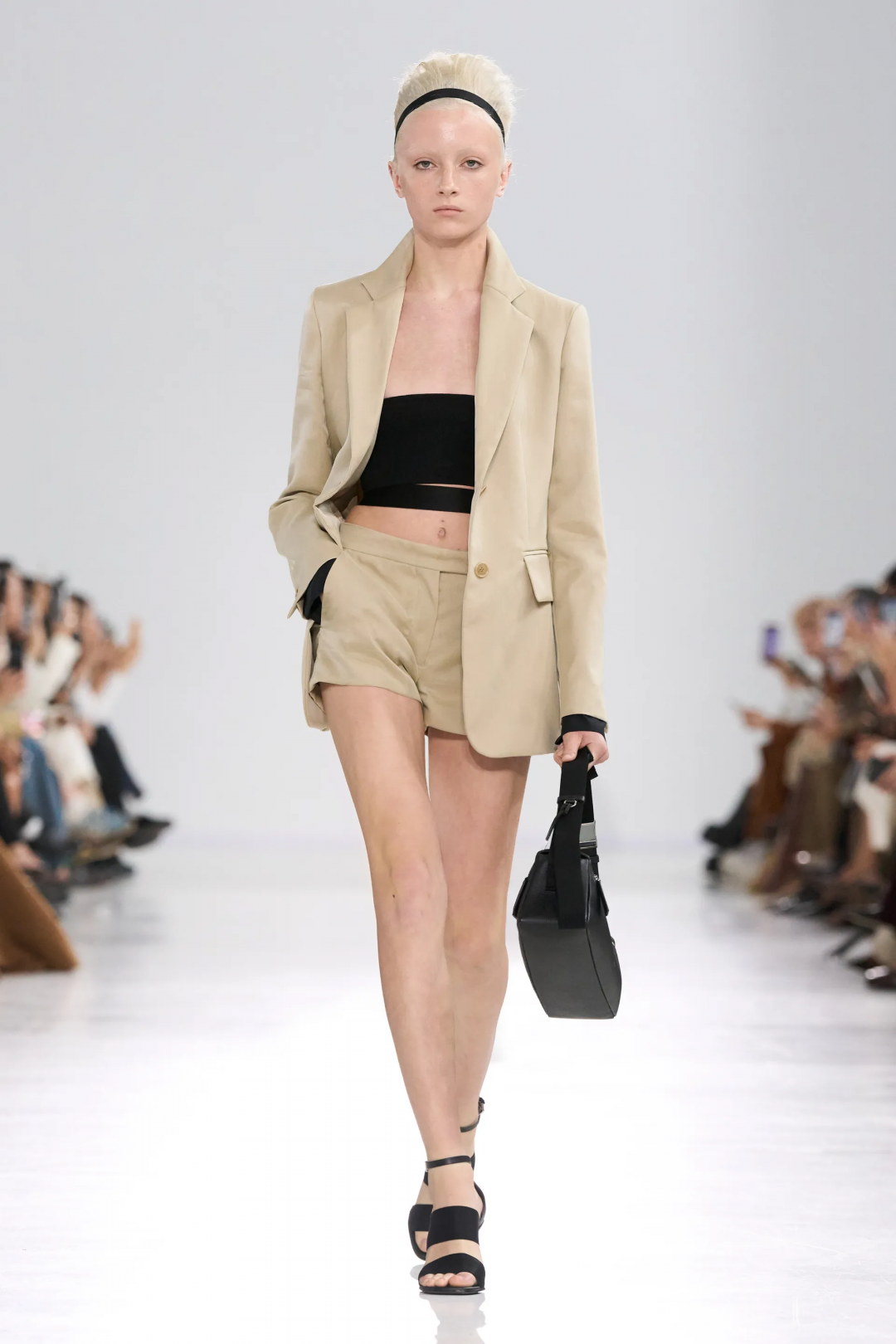 Max Mara 2026 İlkbahar/Yaz