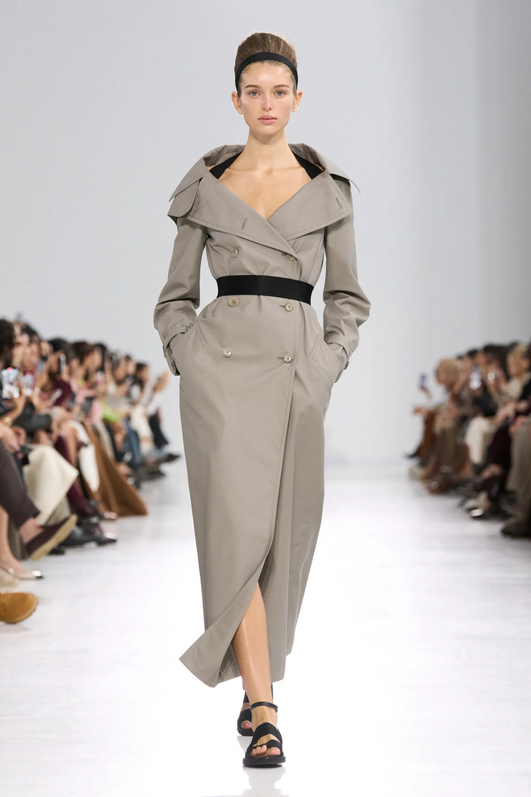 Max Mara 2026 İlkbahar/Yaz