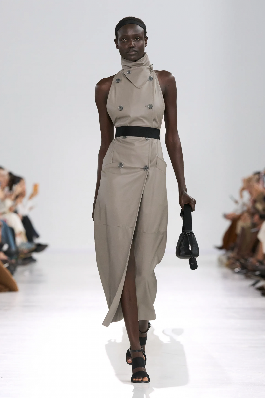 Max Mara 2026 İlkbahar/Yaz