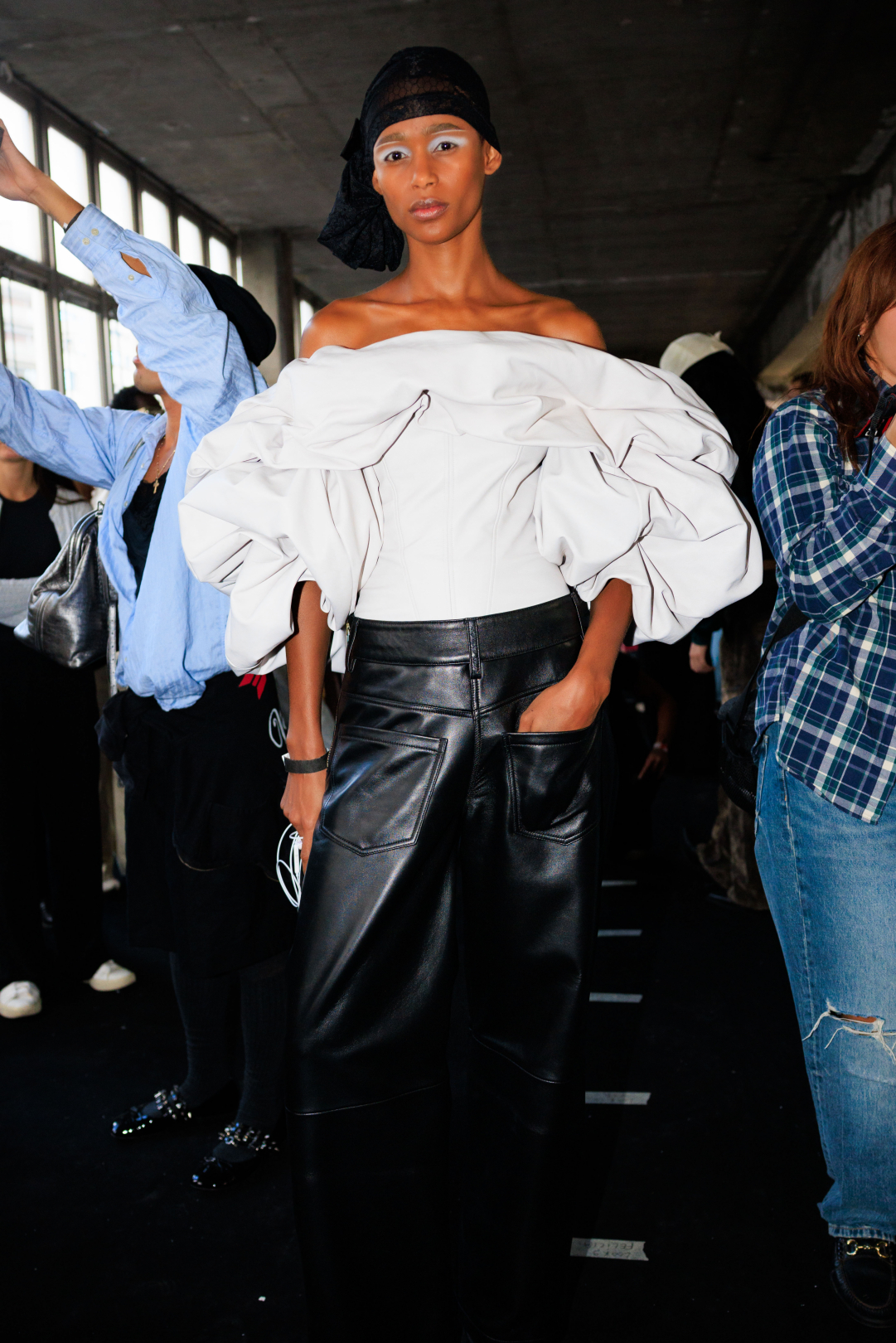 Backstage: 2026 İlkbahar/Yaz Paris Moda Haftası