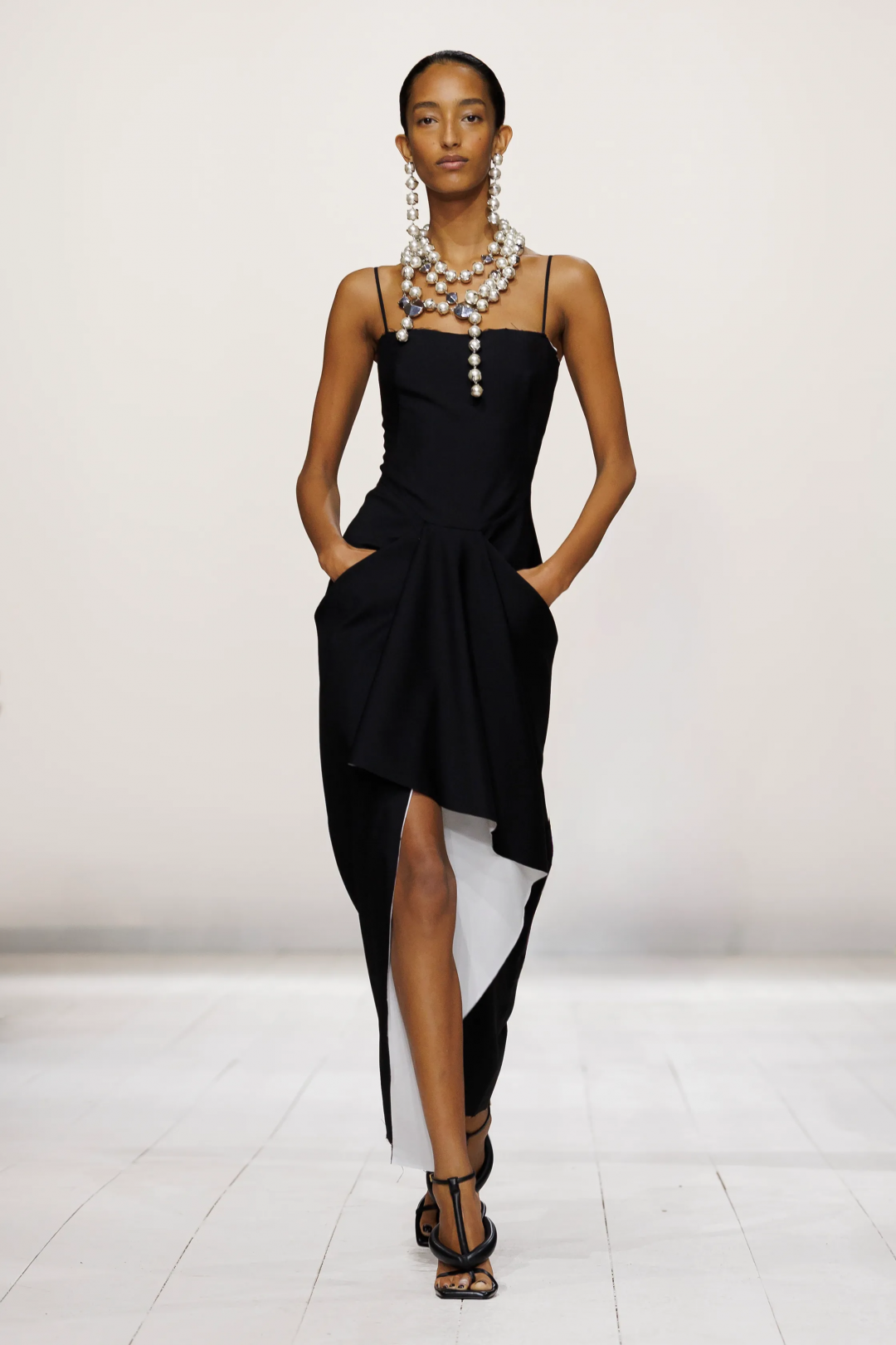 Givenchy 2026 İlkbahar/Yaz