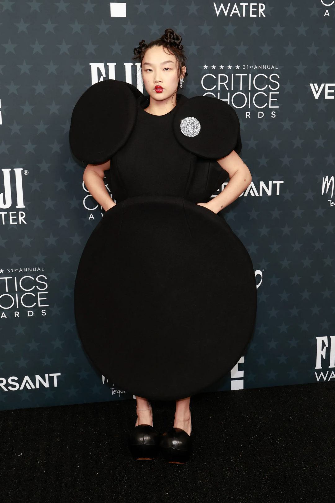 2026 Critics Choice Awards En İyi Kırmızı Halı Görünümleri