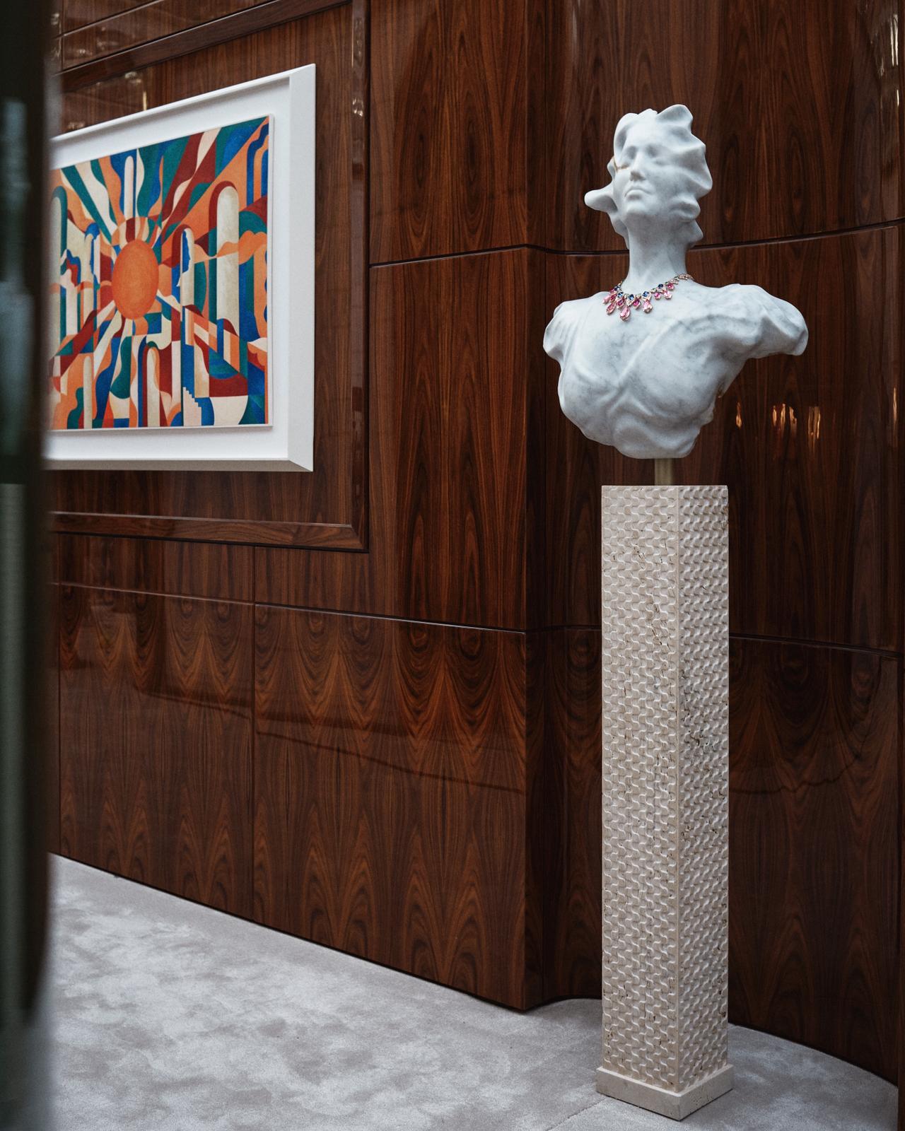 Sanat ile Mücevher Arasında Eklektik Bir Diyalog: Milano’da Işıldayan Bir Yüksek Zanaat Anlatısı