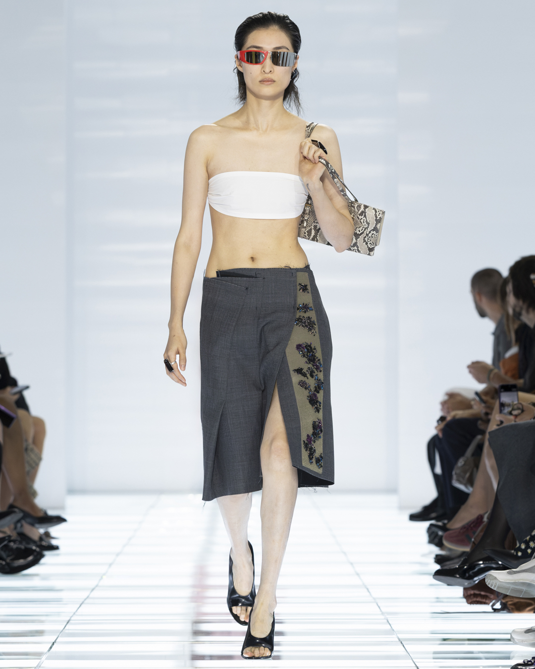 Prada 2027 İlkbahar/Yaz