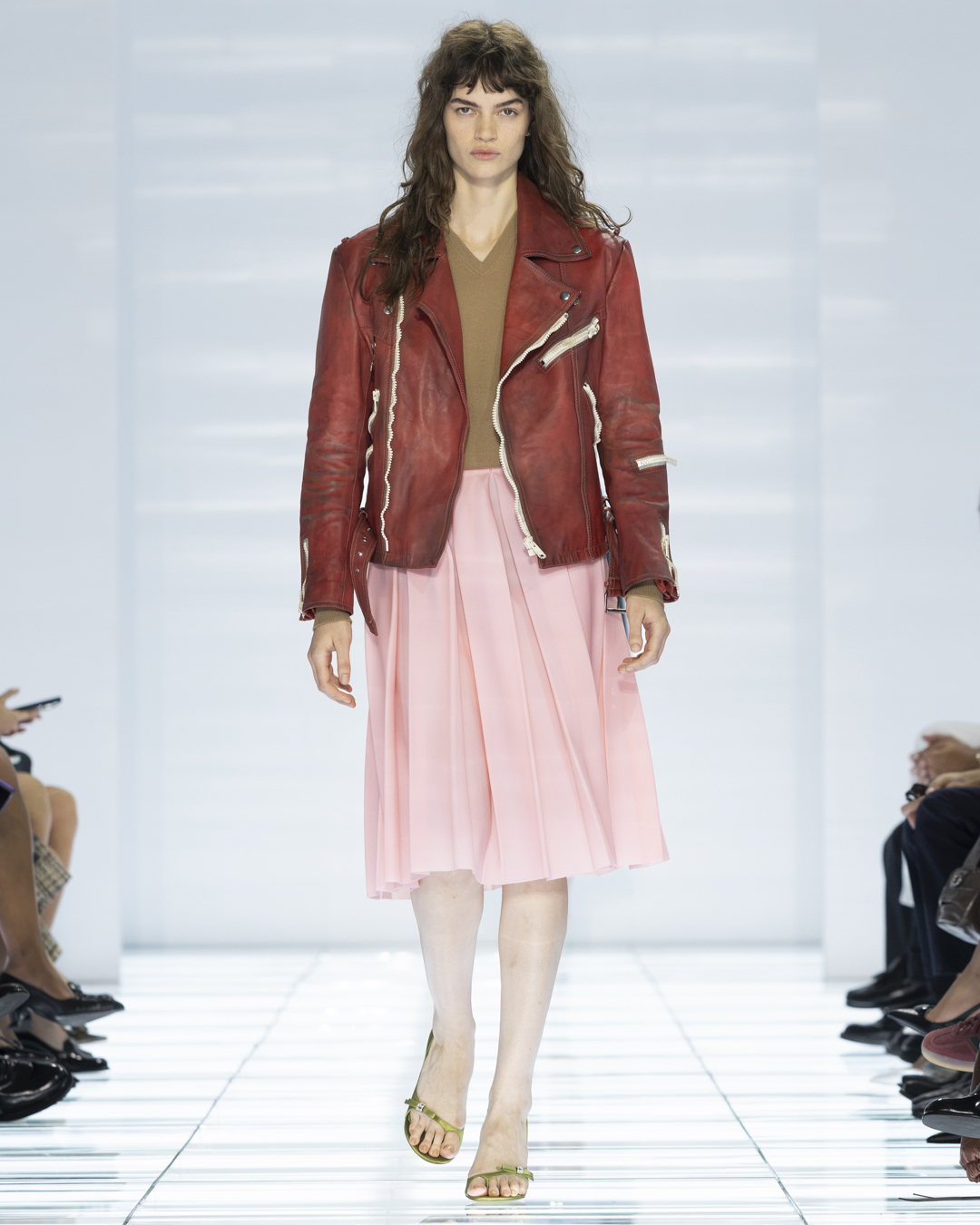 Prada 2027 İlkbahar/Yaz