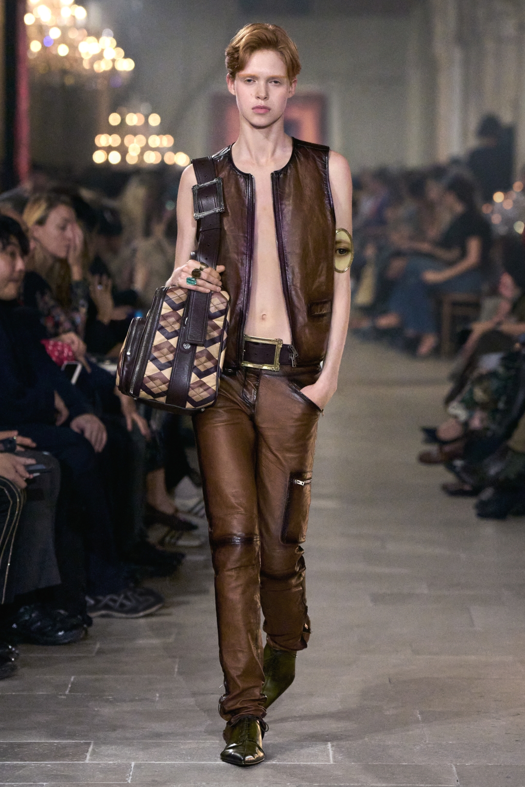 Acne Studios 2027 İlkbahar/Yaz