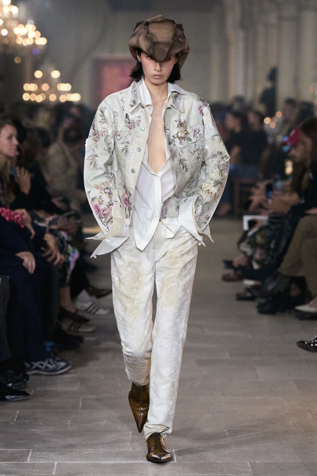 Acne Studios 2027 İlkbahar/Yaz