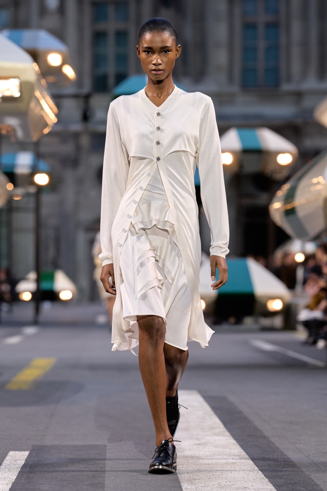 Louis Vuitton 2027 İlkbahar/Yaz