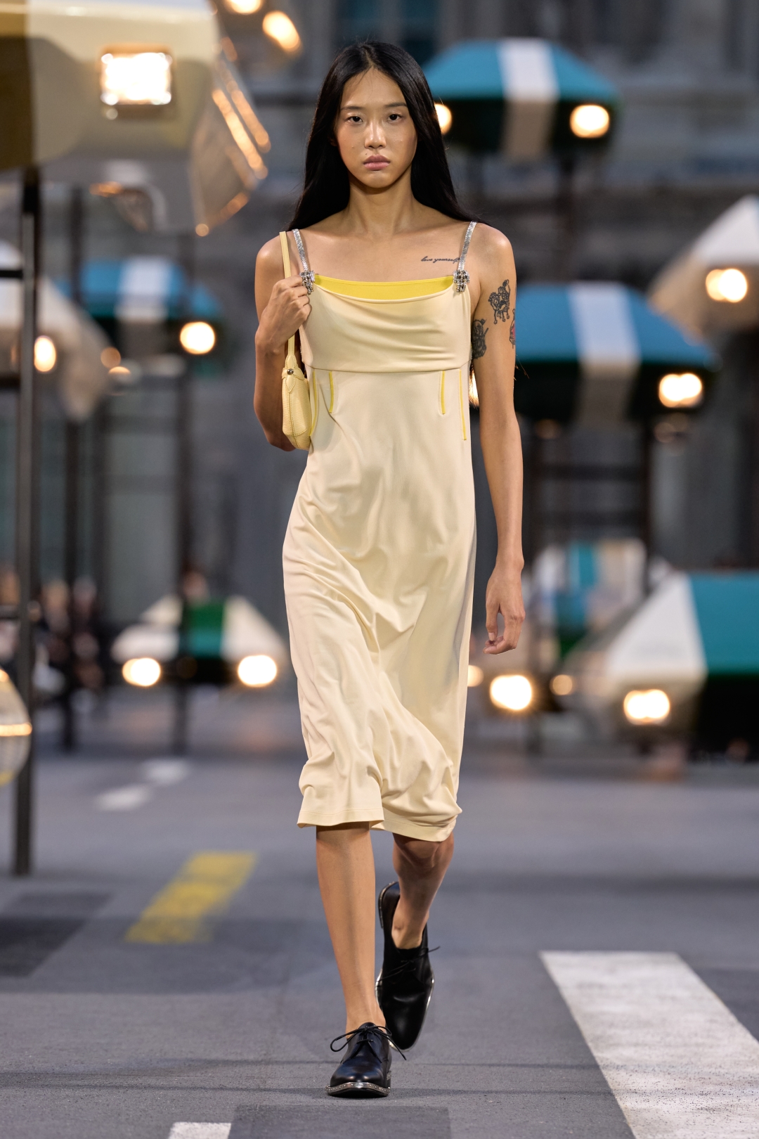 Louis Vuitton 2027 İlkbahar/Yaz