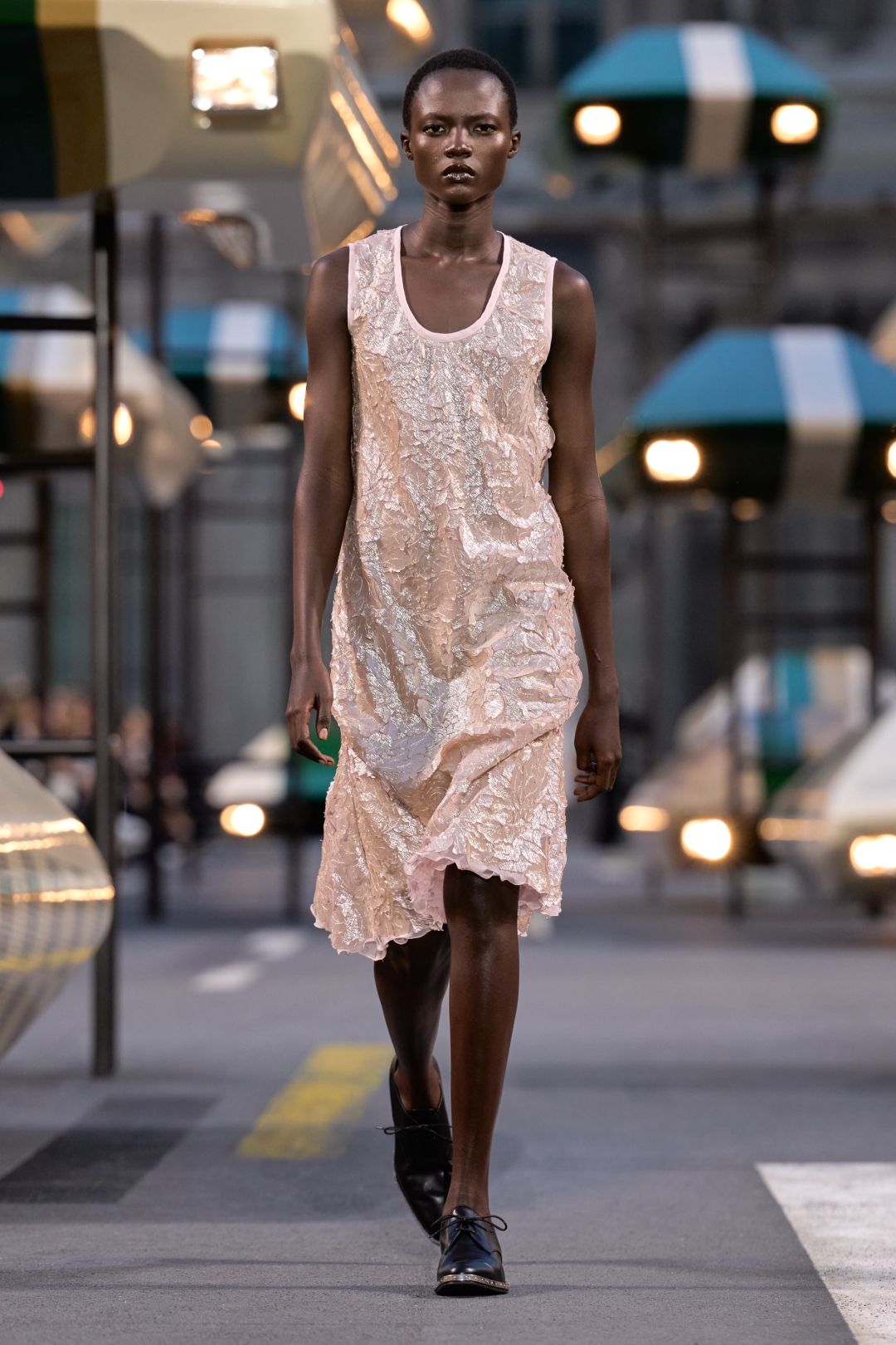 Louis Vuitton 2027 İlkbahar/Yaz