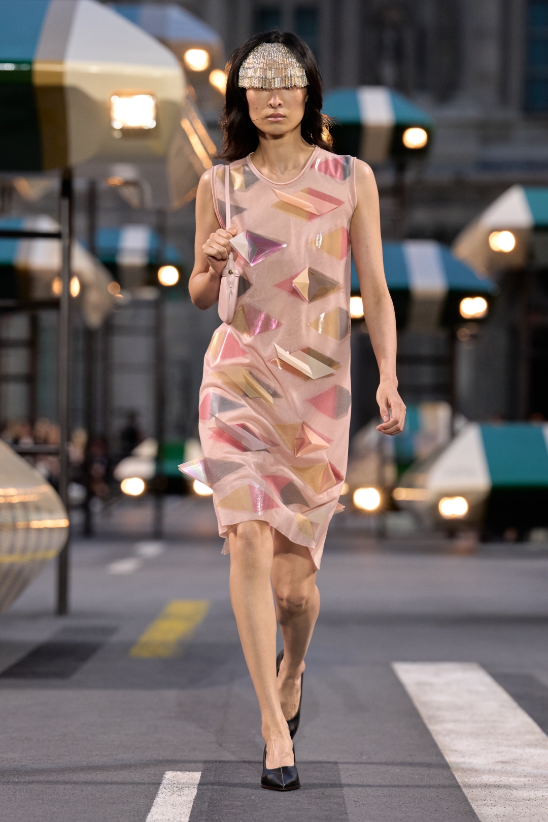 Louis Vuitton 2027 İlkbahar/Yaz